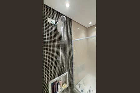 Casa à venda com 300m², 3 quartos e 6 vagasBanheiro da Suíte 1
