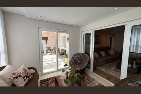 Casa à venda com 300m², 3 quartos e 6 vagasSala - Sala de Estar