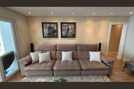 Casa à venda com 300m², 3 quartos e 6 vagasSala - Sala de Estar