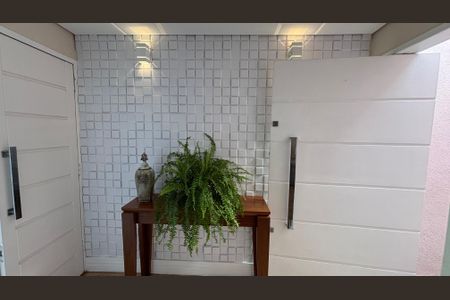 Casa à venda com 300m², 3 quartos e 6 vagasEntrada
