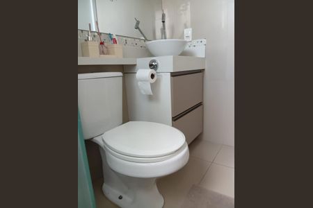 Apartamento para alugar com 41m², 2 quartos e sem vagaBanheiro