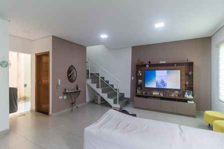 Sala de casa de condomínio para alugar com 3 quartos, 100m² em Vila Oliveira, Mogi das Cruzes