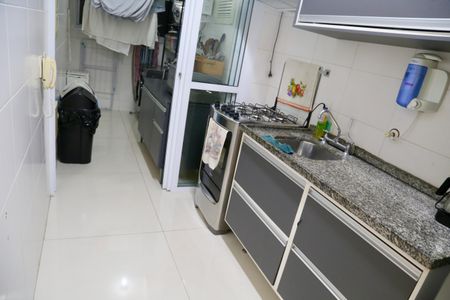Apartamento à venda com 65m², 2 quartos e 1 vagaCozinha