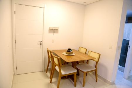 Apartamento à venda com 65m², 2 quartos e 1 vagaSala