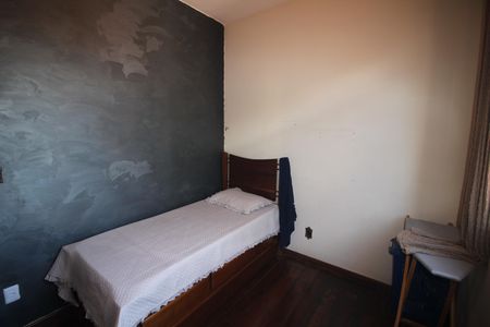 Casa à venda com 320m², 5 quartos e 3 vagasQuarto 2