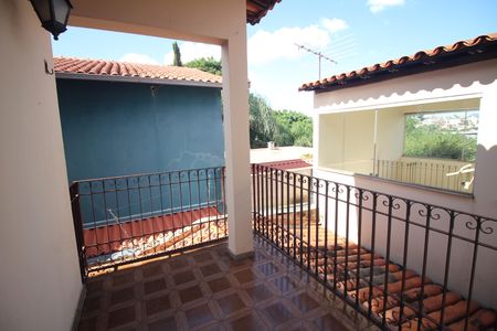 Casa para alugar com 320m², 5 quartos e 3 vagasVaranda quarto 4