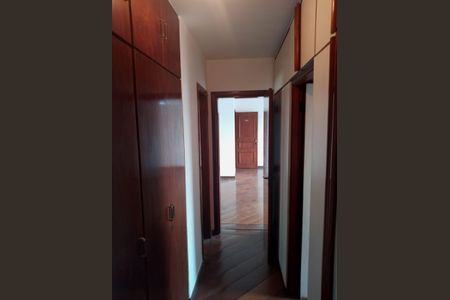 Corredor de apartamento para alugar com 3 quartos, 110m² em Vila Monumento, São Paulo