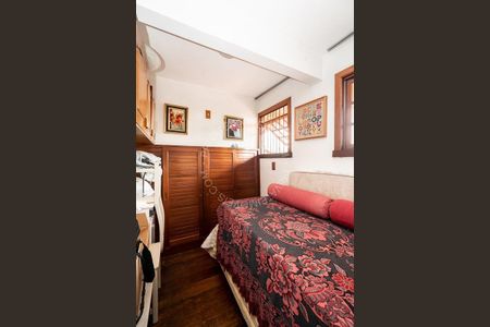 Casa para alugar com 317m², 4 quartos e 4 vagasQuarto