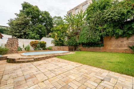 Casa para alugar com 317m², 4 quartos e 4 vagasÁrea externa