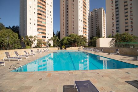 Apartamento à venda com 79m², 3 quartos e 1 vagaÁrea comum - Piscina