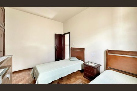 Casa à venda com 250m², 3 quartos e 1 vaga