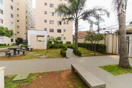 Apartamento para alugar com 42m², 2 quartos e 1 vaga Apartamento para alugar com 42m², 2 quartos e 1 vagaEntrada