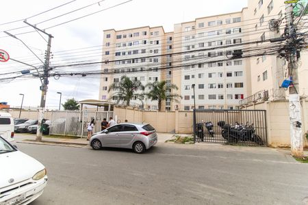 Apartamento para alugar com 42m², 2 quartos e 1 vaga Apartamento para alugar com 42m², 2 quartos e 1 vagaFachada