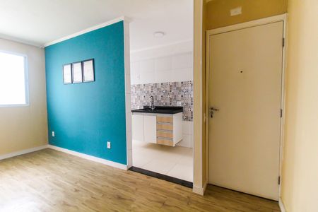 Sala de apartamento para alugar com 2 quartos, 42m² em Jardim Lourdes, Ferraz de Vasconcelos