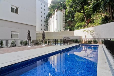Apartamento para alugar com 39m², 2 quartos e sem vagaÁrea comum - Piscina