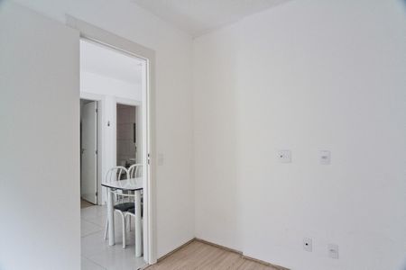 Quarto 2 de apartamento para alugar com 2 quartos, 39m² em Vila Barreto, São Paulo