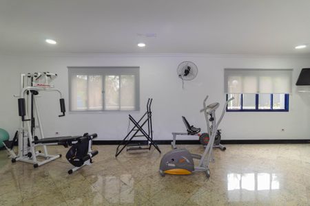 Apartamento à venda com 139m², 3 quartos e 3 vagasÁrea comum - Academia