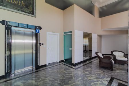 Apartamento à venda com 139m², 3 quartos e 3 vagasHall social