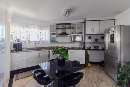 Apartamento à venda com 139m², 3 quartos e 3 vagasCozinha