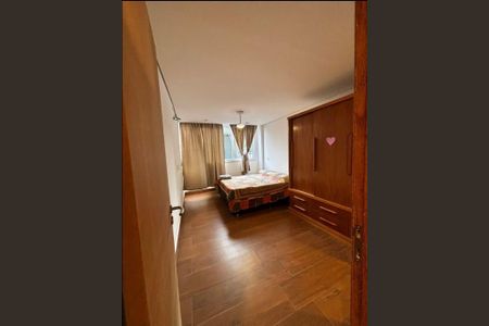 Casa para alugar com 70m², 2 quartos e 1 vagaQuarto