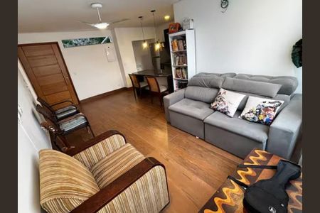 Sala de casa para alugar com 2 quartos, 70m² em Botafogo, Rio de Janeiro