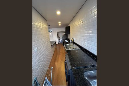 Casa para alugar com 70m², 2 quartos e 1 vagaÁrea de Serviço