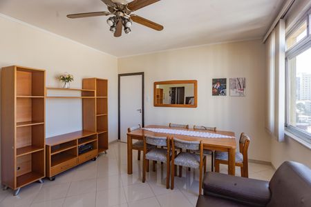 Apartamento à venda com 108m², 2 quartos e 1 vagaSala