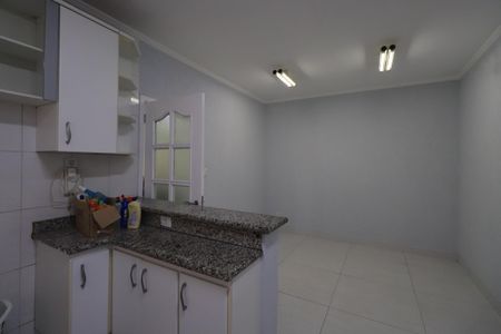 Casa à venda com 144m², 3 quartos e 2 vagasCozinha