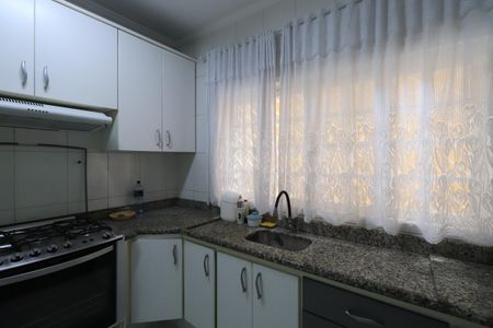 Casa à venda com 144m², 3 quartos e 2 vagasCozinha