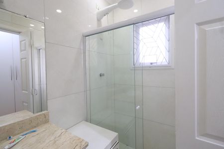Casa à venda com 144m², 3 quartos e 2 vagasBanheiro da Suíte 1