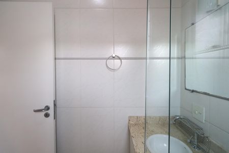 Casa à venda com 144m², 3 quartos e 2 vagasBanheiro da Suíte 2