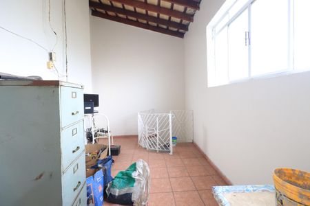 Casa à venda com 144m², 3 quartos e 2 vagasQuarto de Serviço