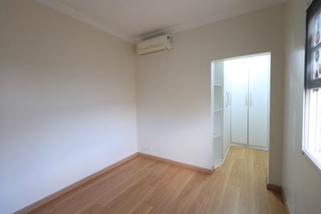 Casa à venda com 144m², 3 quartos e 2 vagasQuarto 1 - Suíte