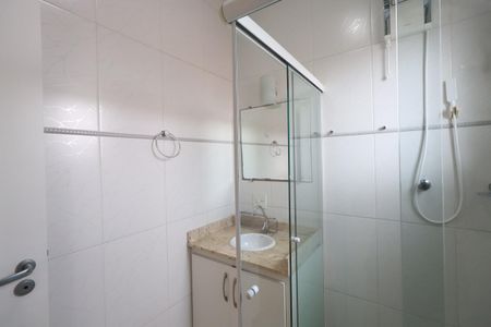 Casa à venda com 144m², 3 quartos e 2 vagasBanheiro da Suíte 2