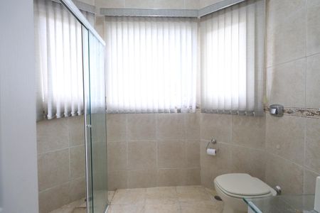 Casa à venda com 144m², 3 quartos e 2 vagasBanheiro da Suíte 3