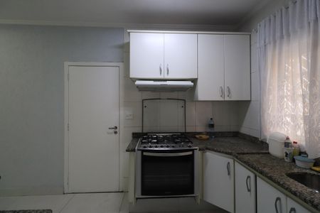 Casa à venda com 144m², 3 quartos e 2 vagasCozinha