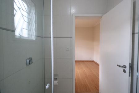 Casa à venda com 144m², 3 quartos e 2 vagasBanheiro da Suíte 2
