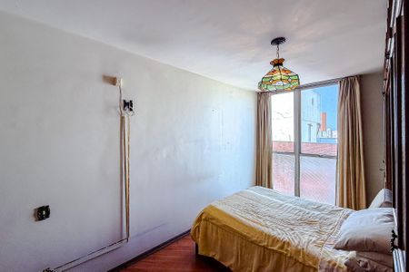 Apartamento à venda com 71m², 2 quartos e 1 vagaQuarto 2