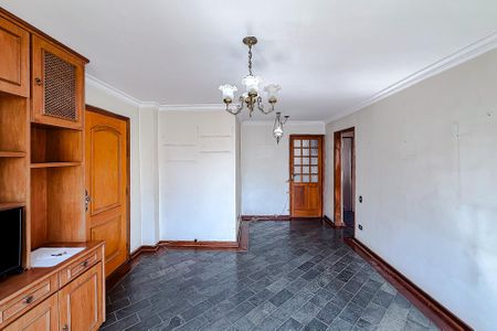 Apartamento à venda com 71m², 2 quartos e 1 vagaSala