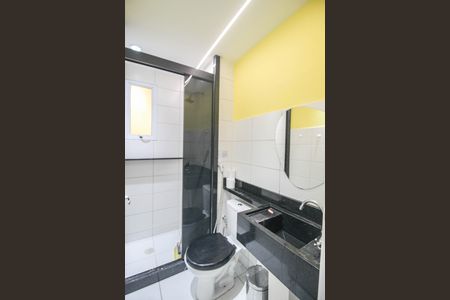 Banheiro social de apartamento para alugar com 3 quartos, 58m² em Jardim Alvorada, Nova Iguaçu