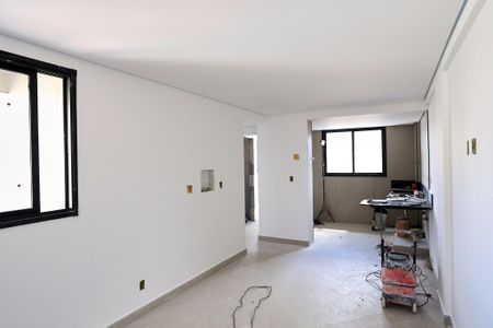 Sala de apartamento à venda com 2 quartos, 54m² em Serra, Belo Horizonte