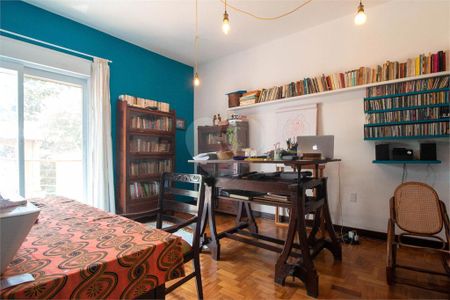 Casa à venda com 3 quartos, 302m² em Campo Belo, São Paulo