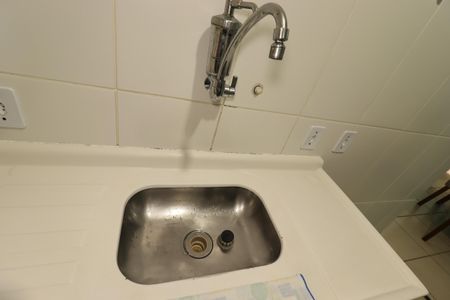 Apartamento para alugar com 55m², 2 quartos e 1 vagaCozinha - Pia