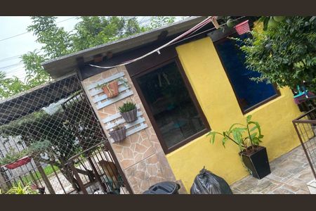 Casa à venda com 130m², 3 quartos e 2 vagasÁrea externa