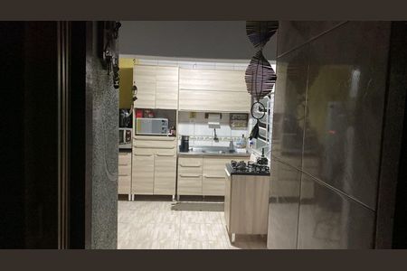 Casa à venda com 130m², 3 quartos e 2 vagasCozinha