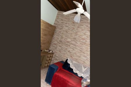 Sala de casa à venda com 3 quartos, 130m² em Restinga, Porto Alegre