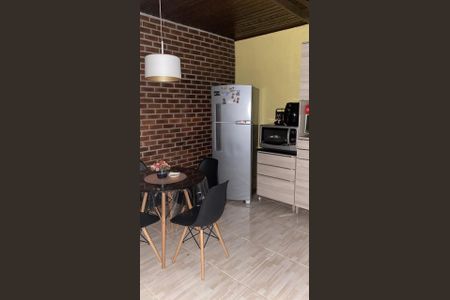Casa à venda com 130m², 3 quartos e 2 vagasCozinha