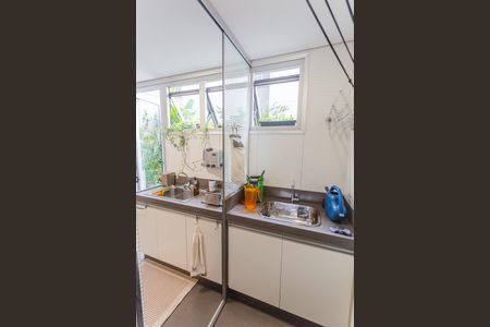 Apartamento à venda com 112m², 2 quartos e 3 vagasÁrea de Serviço