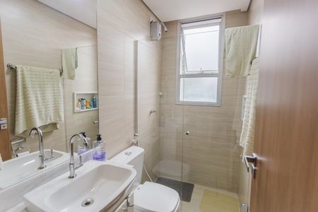Apartamento à venda com 112m², 2 quartos e 3 vagasBanheiro da Suíte
