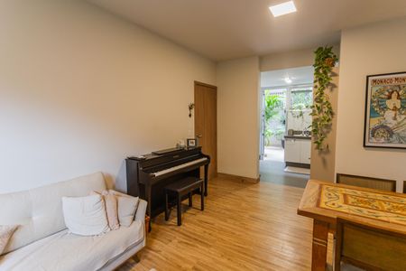 Apartamento à venda com 112m², 2 quartos e 3 vagasSala